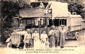 2200- Bougie a Djidjelli - Autobus devant la Grotte Merveilleuse 001